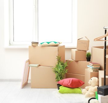 Reasons to Use Storage Whilst Moving Home